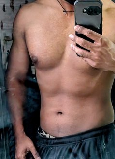 Arya - Male escort in New Delhi Photo 3 of 4