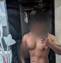 Arya - Acompañantes masculino in New Delhi