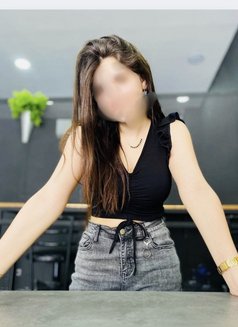Arya Student indian GFE best experince - escort in Dubai Photo 5 of 5