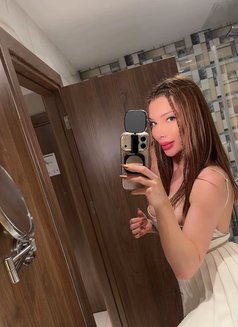 Arya - puta in İstanbul Photo 29 of 30