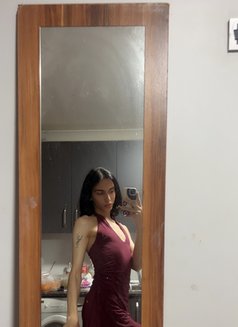 Arya - Transsexual escort in İstanbul Photo 2 of 7
