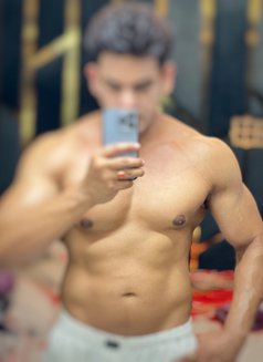 Aryaa - Acompañantes masculino in Ranchi Photo 3 of 3