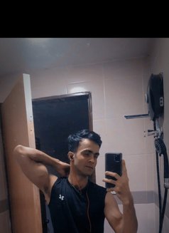 Aryan - Acompañantes masculino in Jakarta Photo 1 of 2