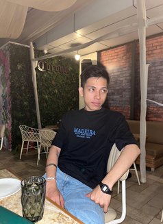 Aryan Arora - Male escort in Mumbai Photo 1 of 2