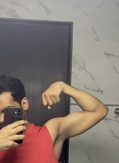 Aryan Free Service - Acompañantes masculino in Ahmedabad Photo 1 of 1