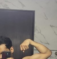 Aryan Free Service - Acompañantes masculino in Ahmedabad