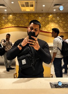 Aryan - Male escort in Bangalore Photo 1 of 1