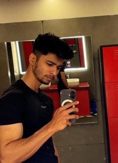 Aryan Gupta - Male escort in Kolkata Photo 1 of 1