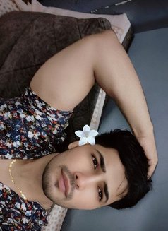 Aryan High Class escort - Acompañantes masculino in New Delhi Photo 12 of 12