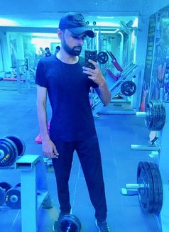 Aryan - Male escort in Ahmedabad Photo 4 of 4