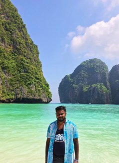 Aryan - Male escort in Bangalore Photo 3 of 3
