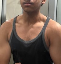 Aryan - Male escort in Chandigarh