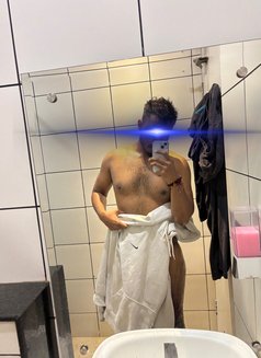 Aryan - Male escort in Chandigarh Photo 2 of 3