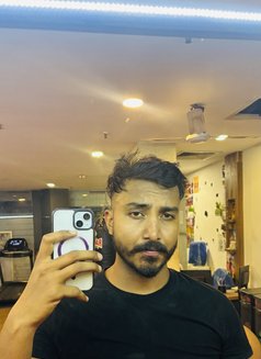 Aryan - Male escort in Chandigarh Photo 7 of 9