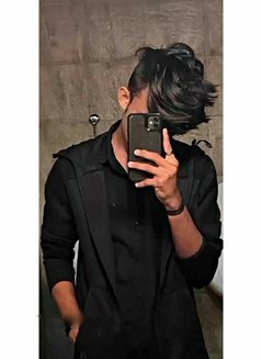 Aryan - Male escort in Gurgaon Photo 1 of 1