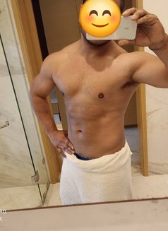 Aryan - Male escort in Gurgaon Photo 3 of 3
