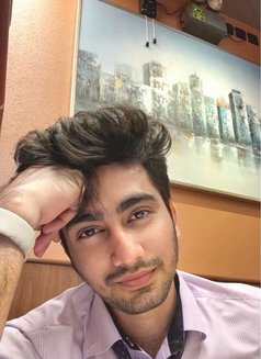 Aryan - Male escort in Indore Photo 2 of 5