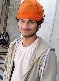 Aryan - Male escort in Jaipur Photo 3 of 3