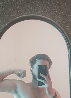 Aryan - Male escort in Jaipur Photo 1 of 5
