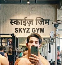 Aryan - Male escort in Mumbai