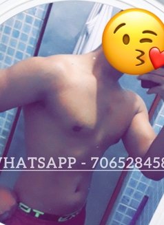 Aryan - Male escort in New Delhi Photo 3 of 5