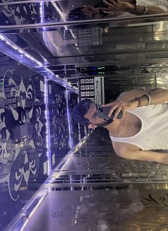 Aryan - Male escort in New Delhi Photo 3 of 5