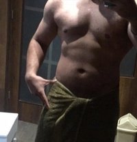 Addy ( Straight ) ONLY FOR FEMALE - Male escort in Gurgaon