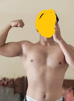 Aryan - Male escort in Pune Photo 2 of 6