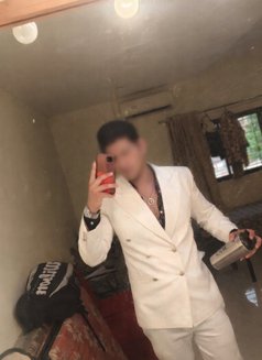Aryan Khanna - Male escort in Mumbai Photo 3 of 10