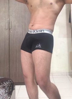 ARYAN Koregaonpark - Male escort in Pune Photo 7 of 8