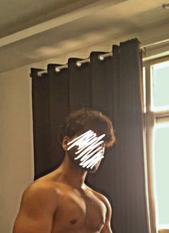 Aryan New Hot Sexy Lightskin - Acompañantes masculino in Nairobi Photo 8 of 8