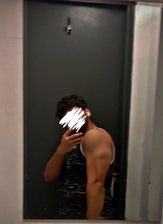 Aryan New Indian/arab Boy - Acompañantes masculino in Nairobi Photo 5 of 6