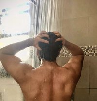 Aryan New Lightskin Boy - Male companion in Nairobi