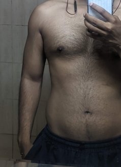 Aryan Roy - Male escort in Gurgaon Photo 3 of 4