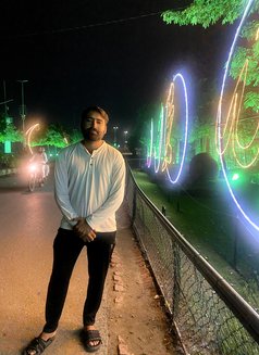 Aryan Sandhu - Male escort in Lahore Photo 4 of 4