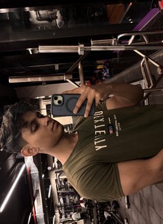 Aryan Shaikh - Male escort in New Delhi Photo 3 of 3