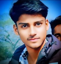 Aryan Singh - Acompañantes masculino in Surat