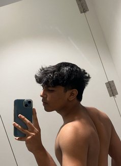 Aryan….🤍 - Acompañantes masculino in Ahmedabad Photo 2 of 5