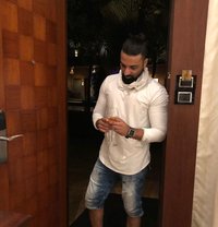 Aryan88 - Male escort in Mumbai