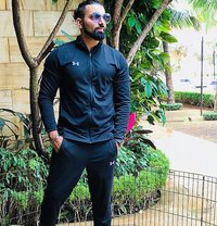 Aryan88 - Male escort in Mumbai