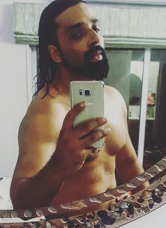 Aryan88 - Male escort in Mumbai Photo 5 of 5