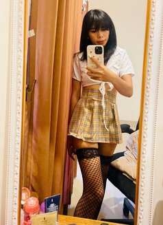 Aryna25 - dominatrix in Bali Photo 5 of 7