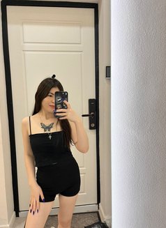 Aryna - escort in Hong Kong Photo 9 of 9