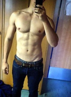 Arynx - Intérprete masculino de adultos in New Delhi Photo 1 of 1