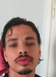 Arzill - Male escort in Dubai Photo 5 of 5