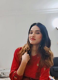 Arzo Pakistani - escort in Muscat Photo 4 of 7