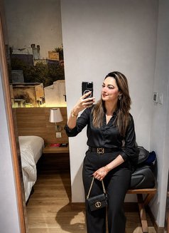 Arzoo Vip Model - puta in Abu Dhabi Photo 1 of 3