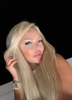 Arzu - escort in İstanbul Photo 2 of 8