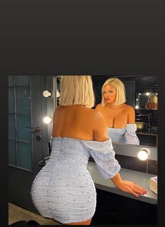 Arzu - escort in İstanbul Photo 8 of 8