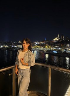 Arzu - Transsexual escort in İstanbul Photo 2 of 6